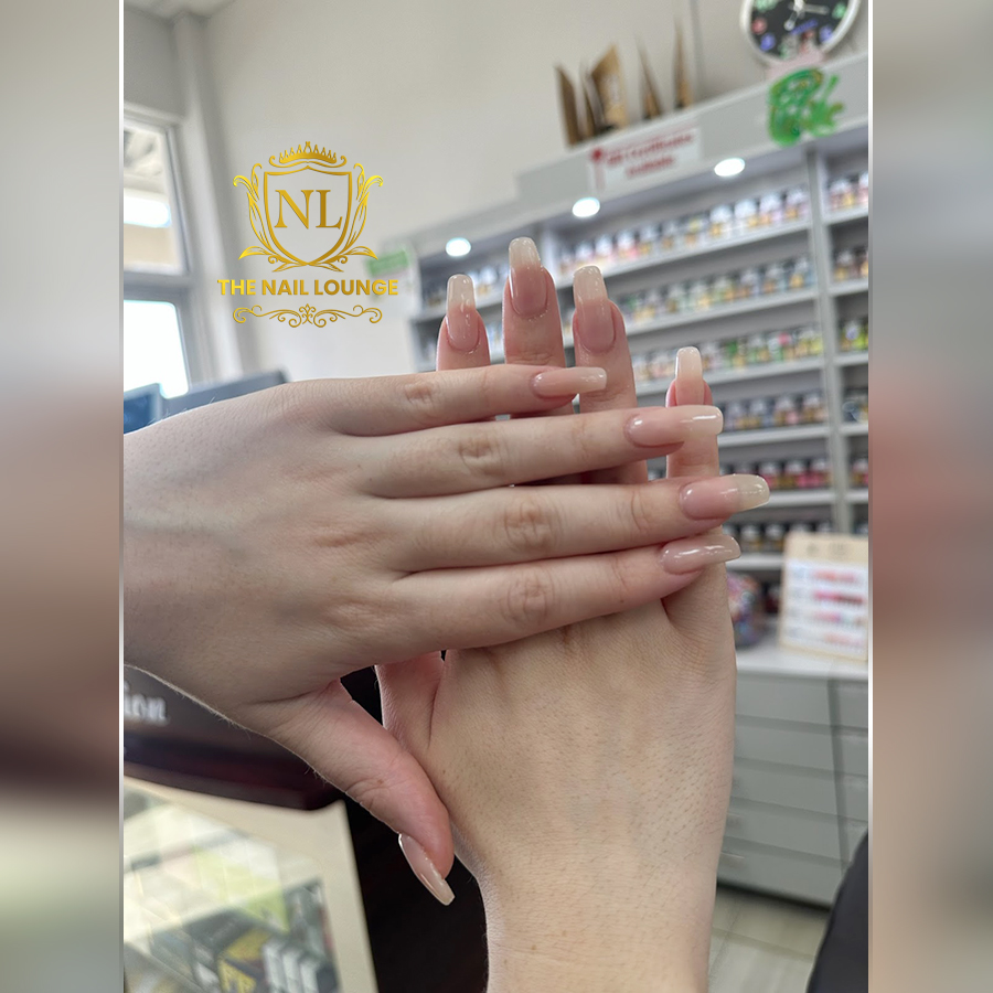 the-nail-lounge-dec-1 (5)